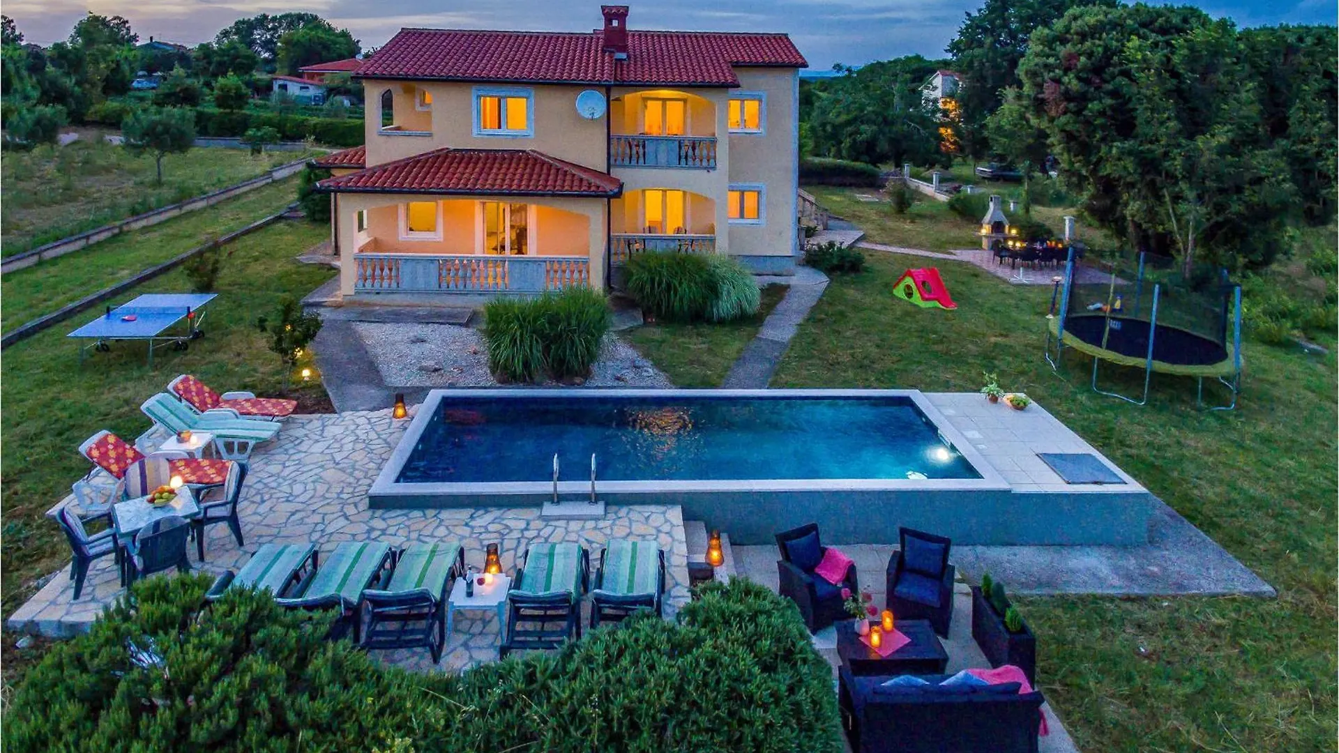 Amazing Home In Valtura